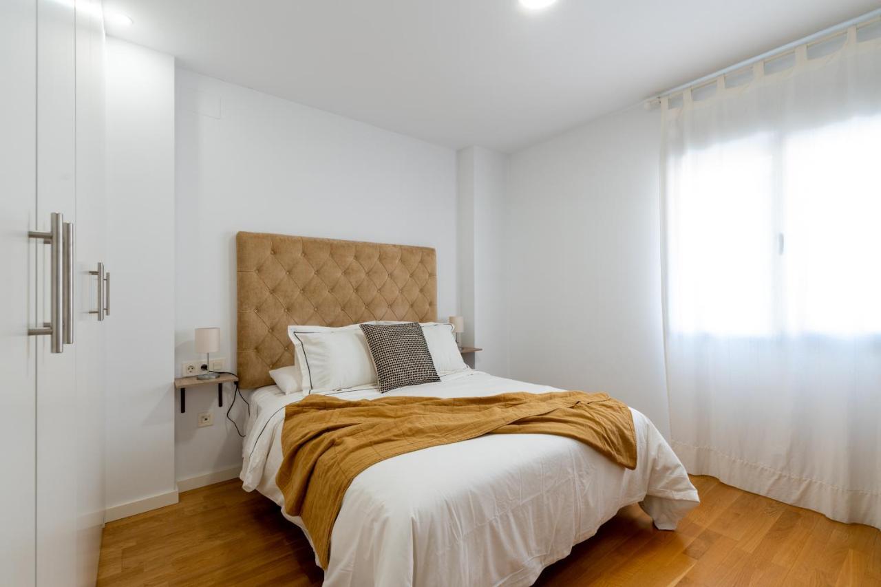 Piso Nuevo En Triana Apartment Sevilla Bagian luar foto