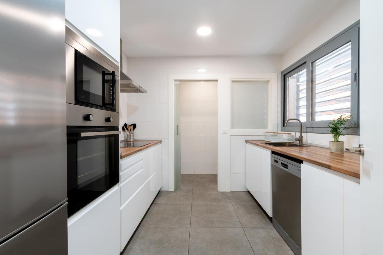 Piso Nuevo En Triana Apartment Sevilla Bagian luar foto