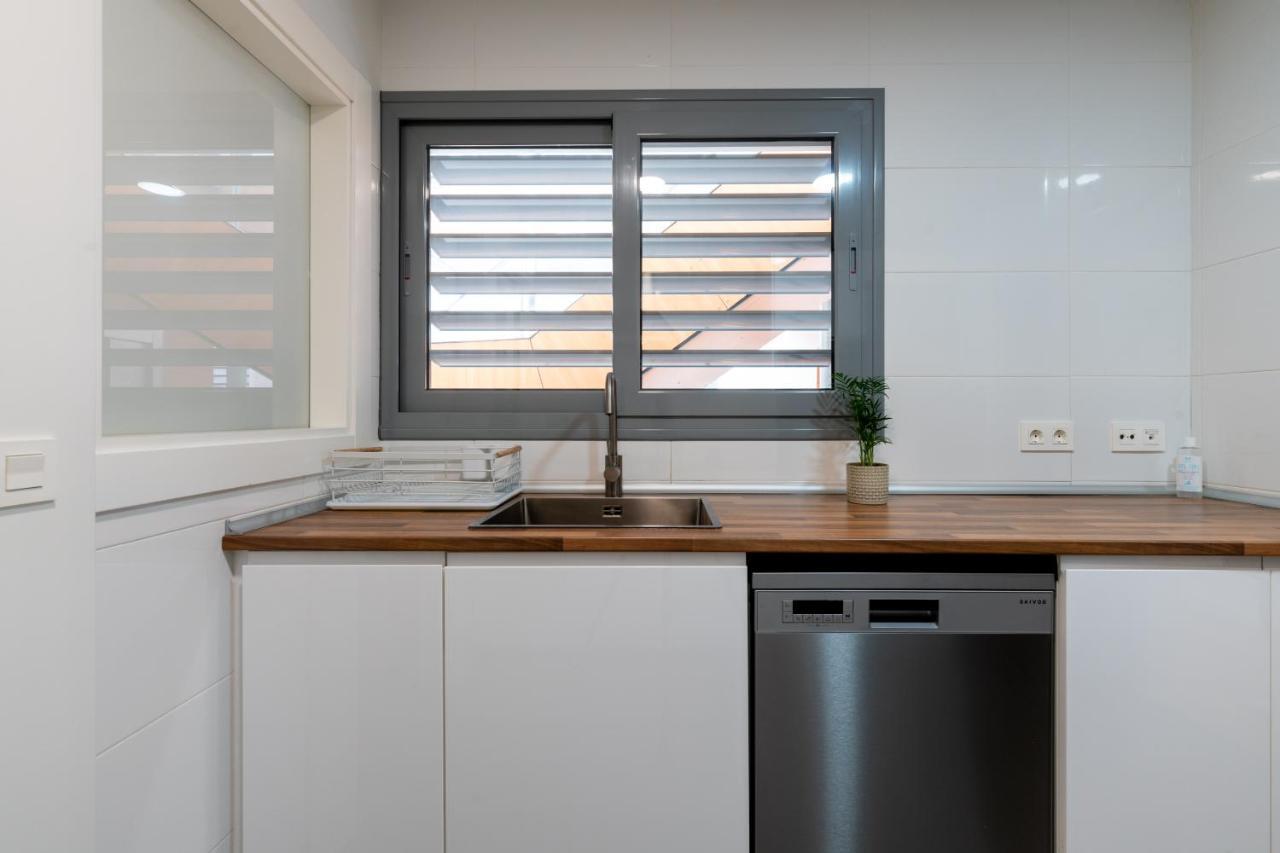Piso Nuevo En Triana Apartment Sevilla Bagian luar foto