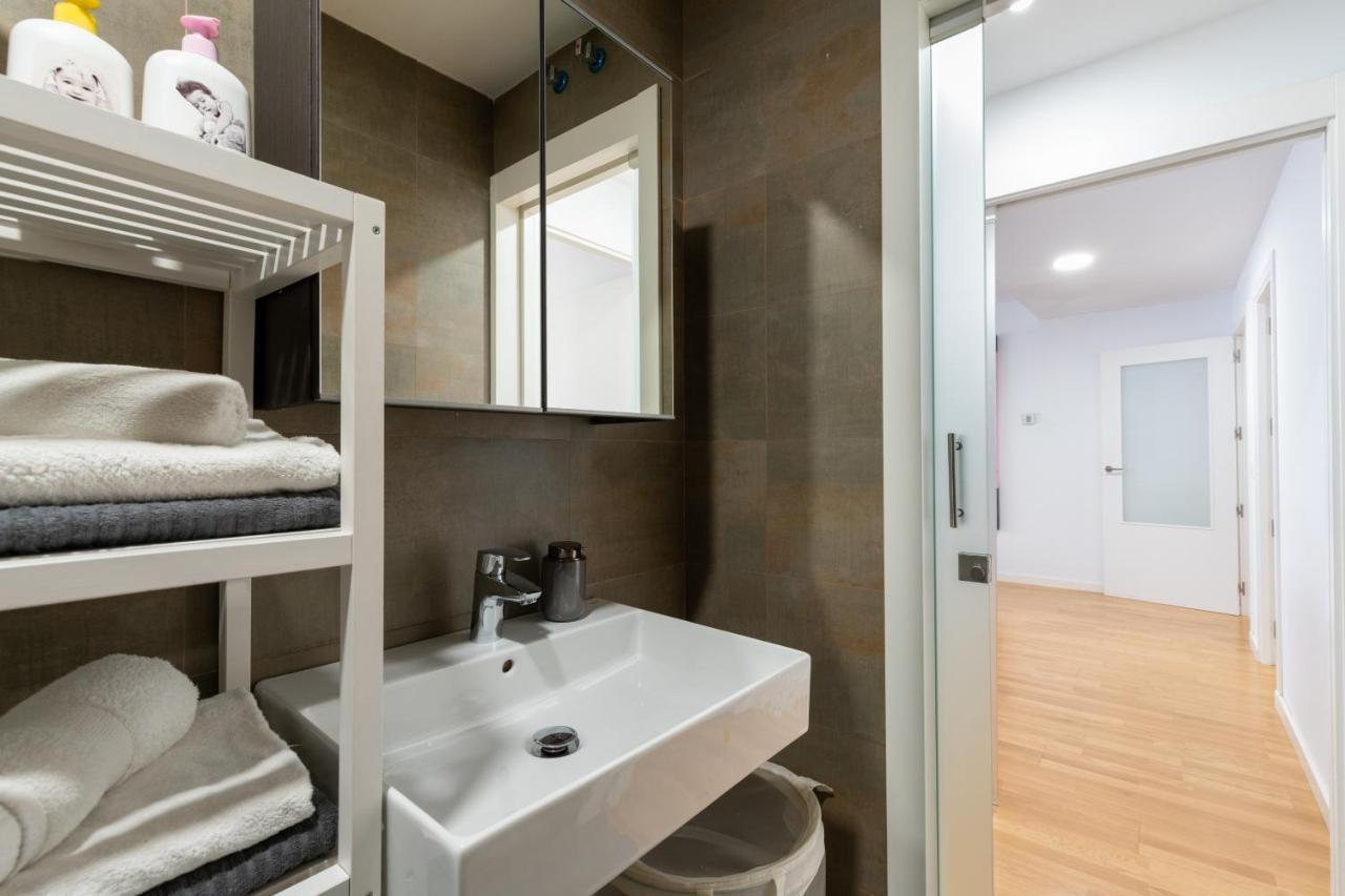 Piso Nuevo En Triana Apartment Sevilla Bagian luar foto