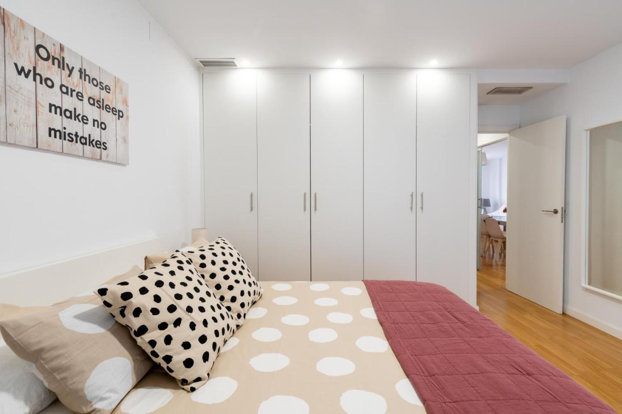 Piso Nuevo En Triana Apartment Sevilla Bagian luar foto