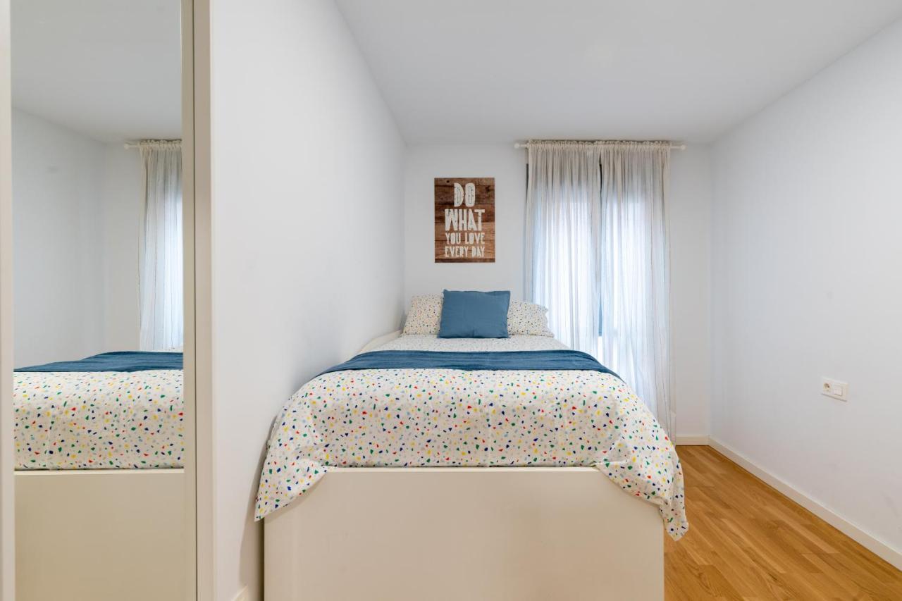 Piso Nuevo En Triana Apartment Sevilla Bagian luar foto